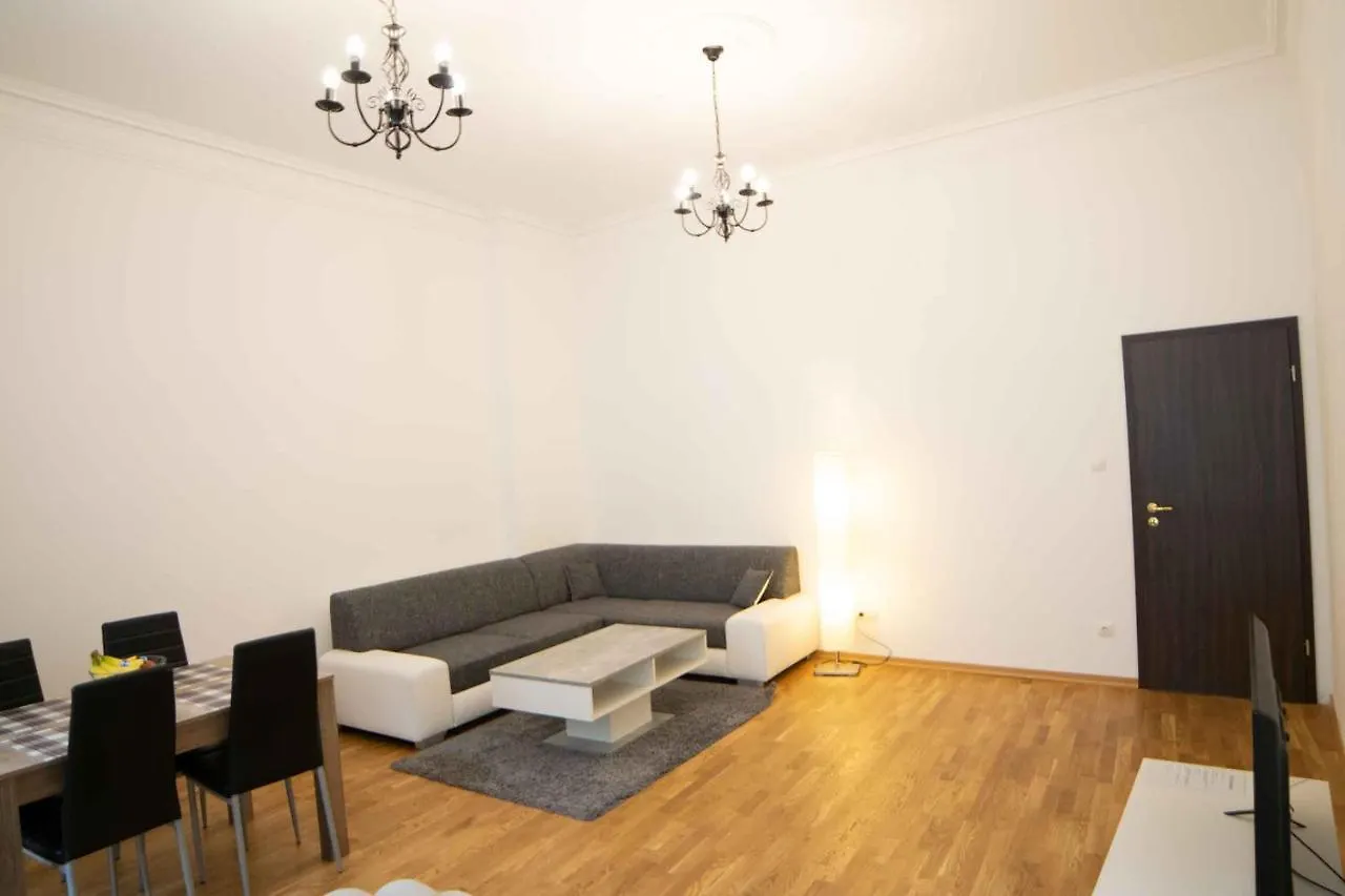 Roter Hof Apartments Vienna