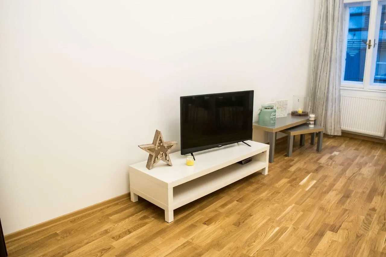 Roter Hof Apartments Vienna 0*,  Austria